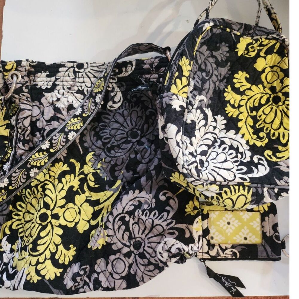 Inventory Reduction Sale Vera Bradley Tote, Lunch Bag, Coin Purse B20